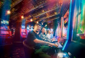 Meja roulette langsung di kasino itupoker